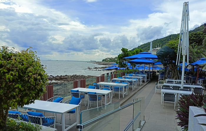 Marina Club - Cafe & Lounge
